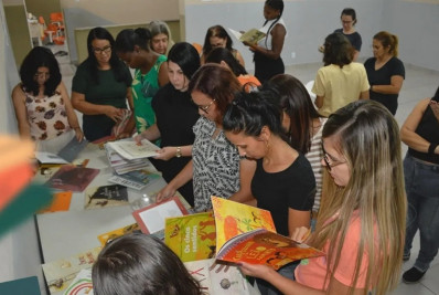 Levy Gasparian realiza 1º encontro do programa Leitura e Escrita na Educação Infantil