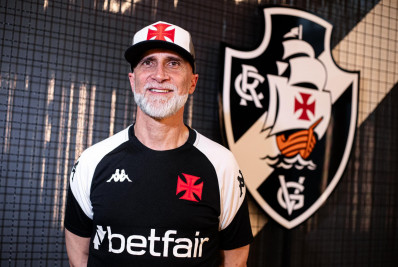 Vasco fará primeiro treino com Álvaro Pacheco na sexta-feira