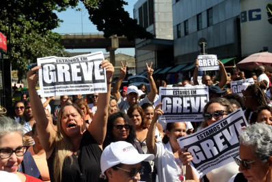 Servidores de hospitais federais pedem reajuste salarial em ato no Rio