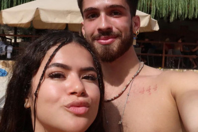 João Guilherme posta série de fotos com Maisa Silva e declara amor eterno