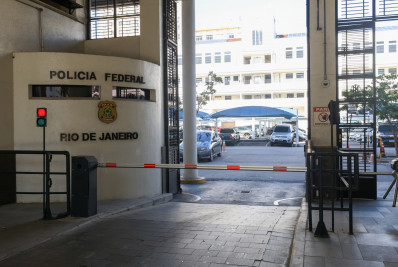 Delegado da PF é preso por suspeita de favorecer traficante internacional