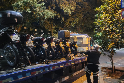 Nova operação contra 'rolezinhos' tem 25 motos e um carro apreendidos