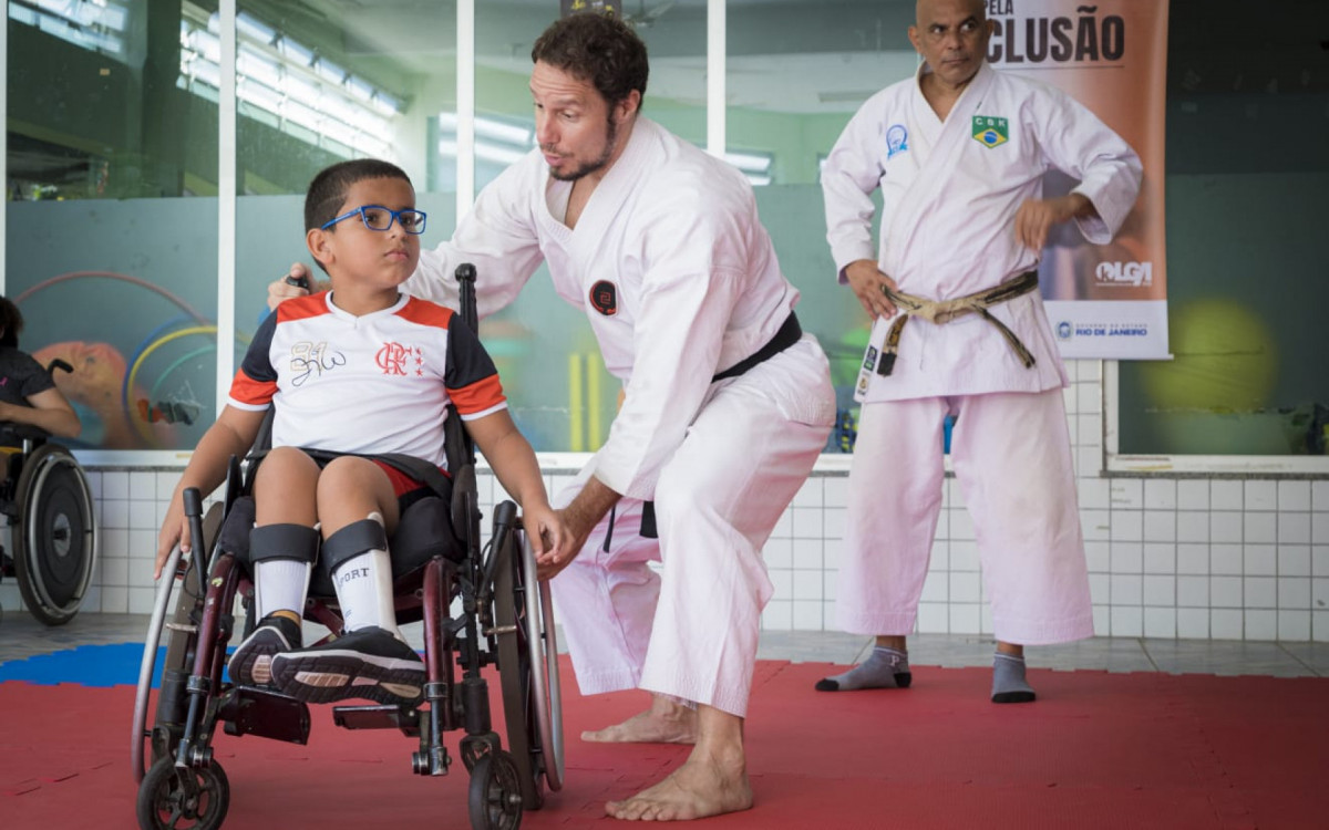 Parceria entre Governo do Rio e Instituto Olga Rio viabiliza 60 vagas para PCDs no Parque Aquático Júlio Delamare