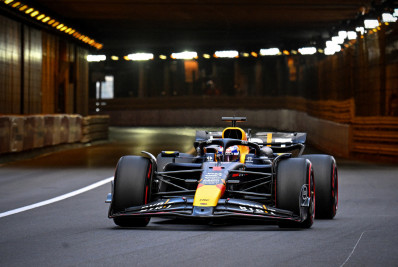 Verstappen reclama do carro no treino em Mônaco: 'Pulando como um canguru'