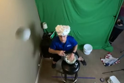 Homem bizarro acumula 171 recordes mundiais no Guinness Book