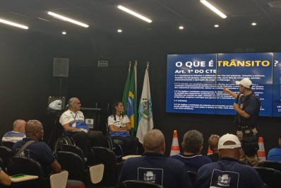 Campanha do Maio Amarelo alerta sobre a importância do trânsito seguro em Mesquita