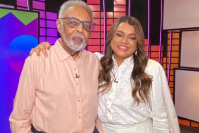 No 'TVZ', Gilberto Gil canta com a filha e diz que tem 'santa inveja' de Djavan