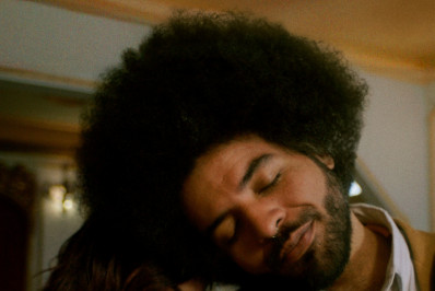 Mariana Aydar e Mestrinho apresentam sucesso de 'Renascer' em show no Rio