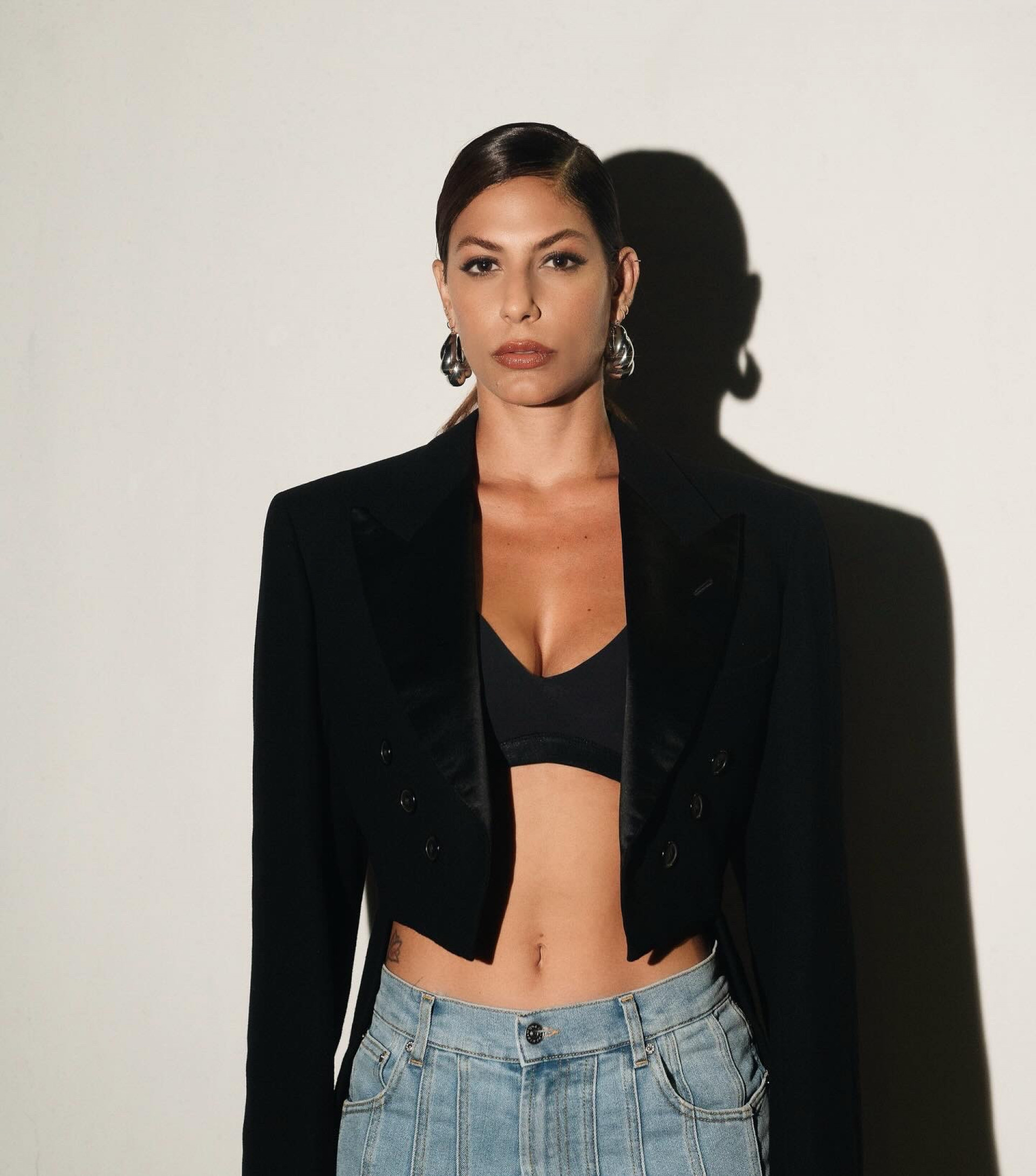 Mari Gonzalez  - Jo&atilde;o Victor Moura / Divulga&ccedil;&atilde;o