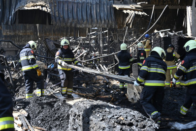 Número de mortos em bombardeio russo contra hipermercado na Ucrânia sobe para 14