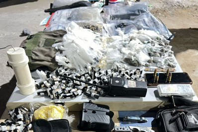 Ação da PM em Volta Redonda termina com um morto, três presos, granadas, armas e drogas apreendidas