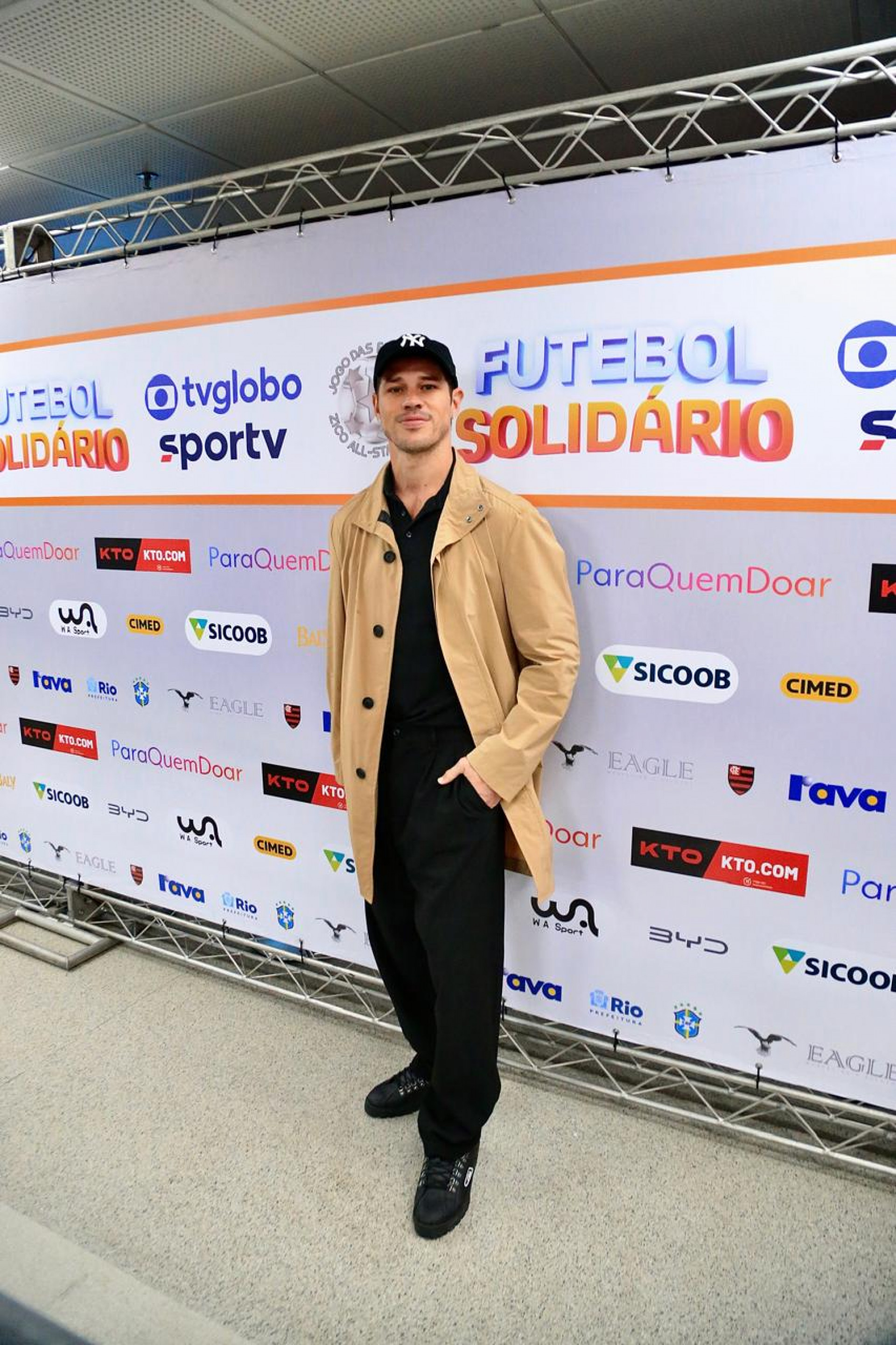 José Loreto prestigia 'Futebol Solidário' - Francisco Silva