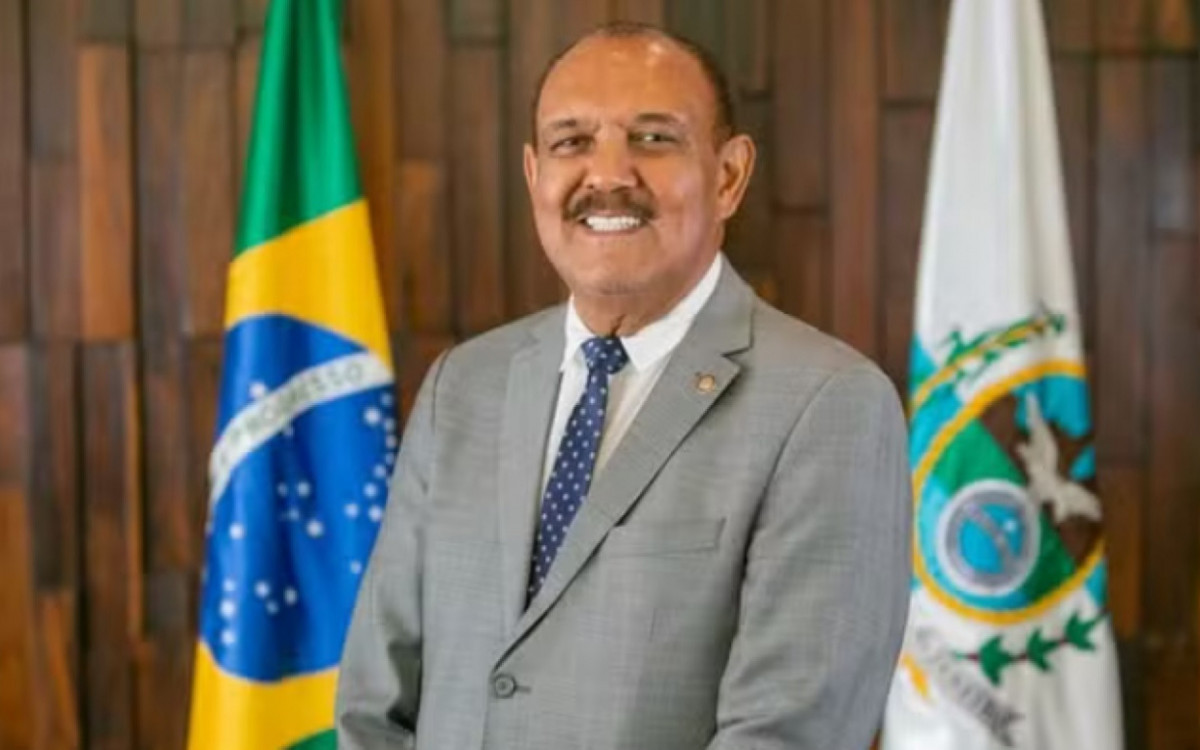 Parlamentar precisou ser intubado nos últimos dias. Ele estava internado no CTI do Hospital Américas Medical City, na Barra da Tijuca