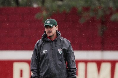 Fernando Diniz tem 66,6% de aproveitamento pelo Fluminense na Libertadores