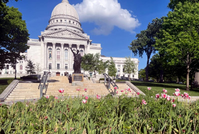 Palácio de governo nos EUA tem plantação de maconha no jardim