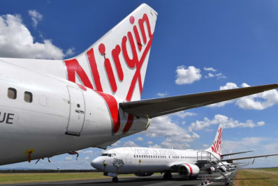 Homem é preso após ser acusado de correr nu e derrubar comissário durante voo na Austrália 