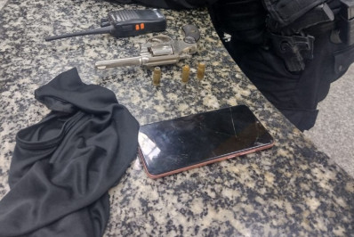 Elemento armado e com diversas anotações criminais é preso em Cabo Frio