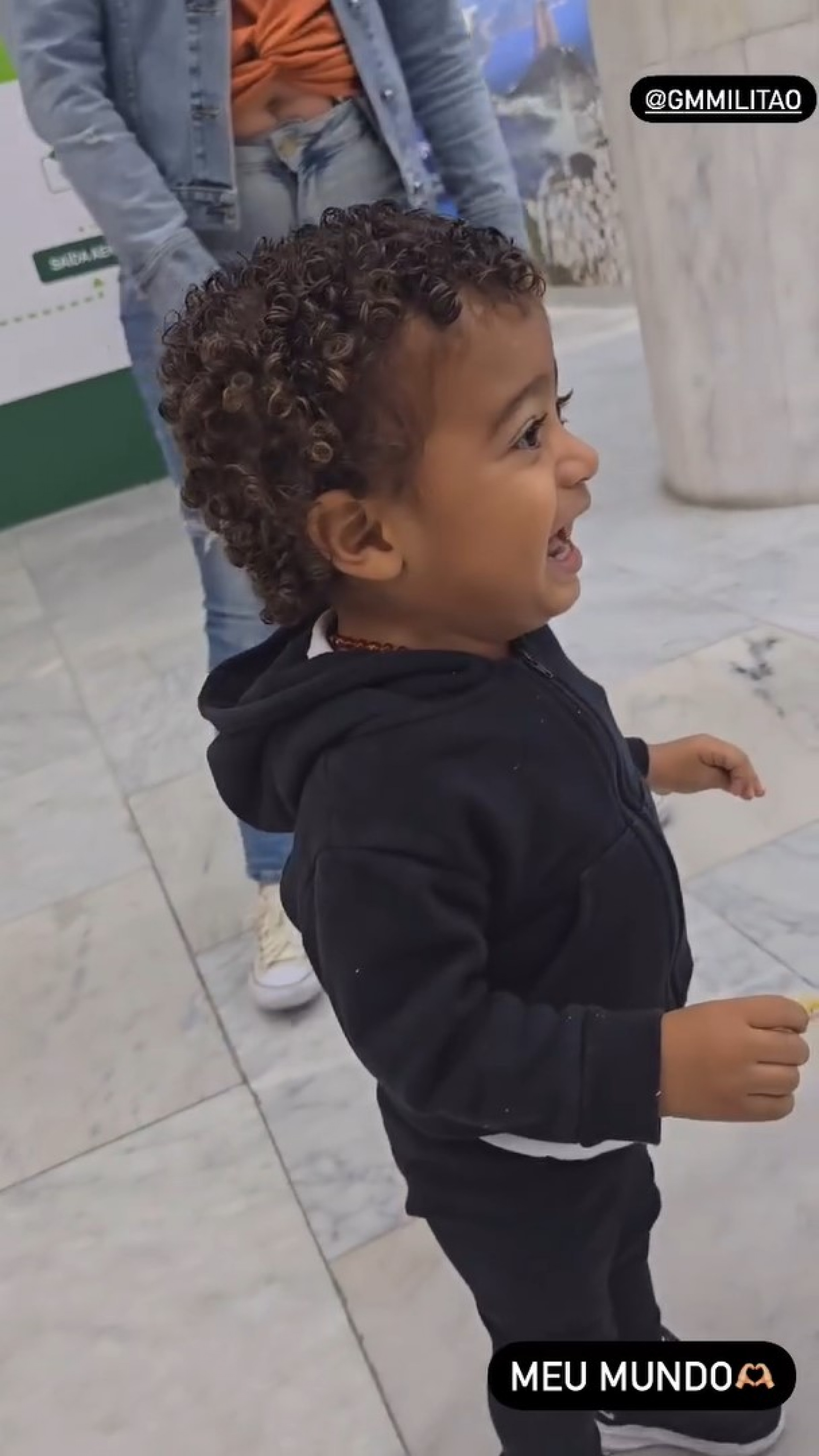 Viviane Araújo mostra reencontro emocionante com o filho - Reprodução / Instagram