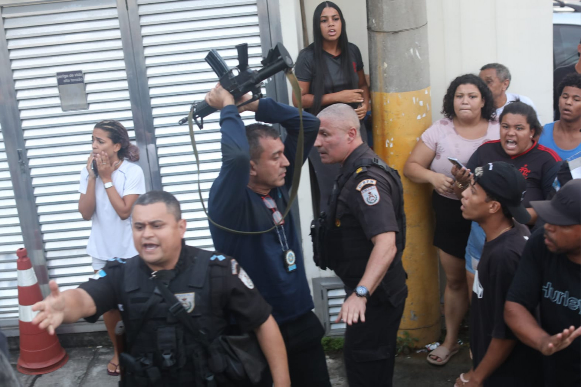 Morte de menina na Ilha do Governador gerou comoção de moradores da região e pedidos de Justiça - Pedro Teixeira / Agência O Dia