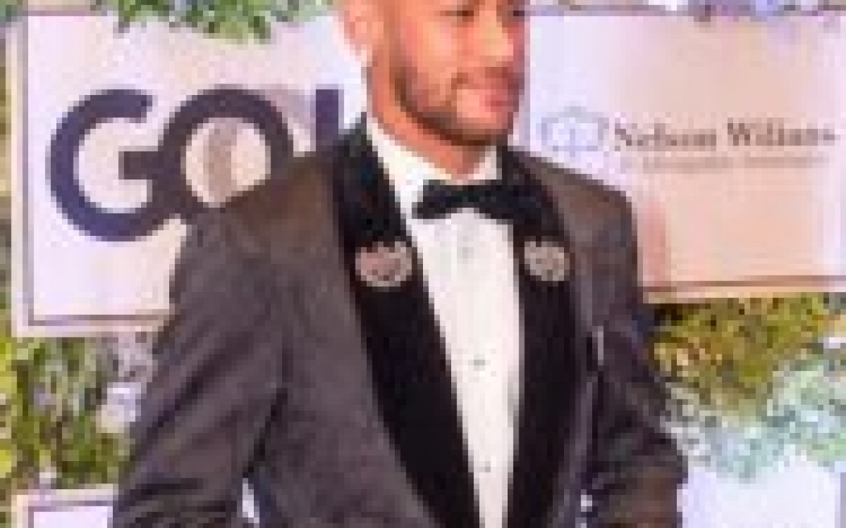 Neymar ganha item car&iacute;ssimo e raro, mas que ir&aacute; para o seu leil&atilde;o beneficente