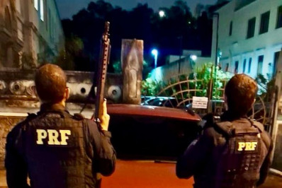 Polícia recupera dois veículos roubados na Ponte Rio-Niterói