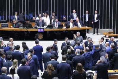 Câmara aprova imposto para compras internacionais de até US$ 50