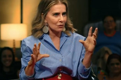 Maitê Proença compra vibrador e depois nota equívoco: 'Não ia dar!' 