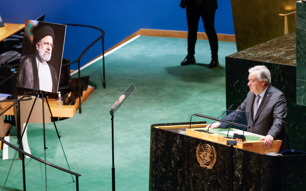 Guterres durante \'homenagem\' da ONU a Raisi nesta quinta-feira (30)