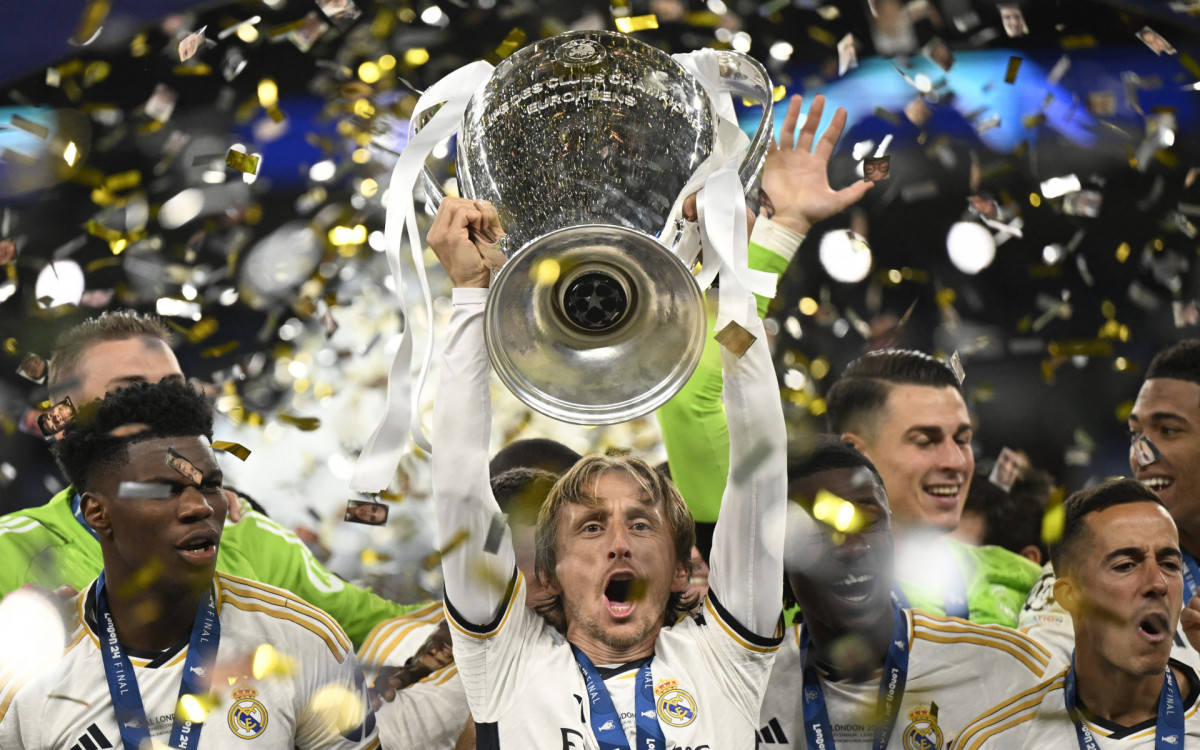 Modric se tornou o maior vencedor da história do Real Madrid com 26 títulos
