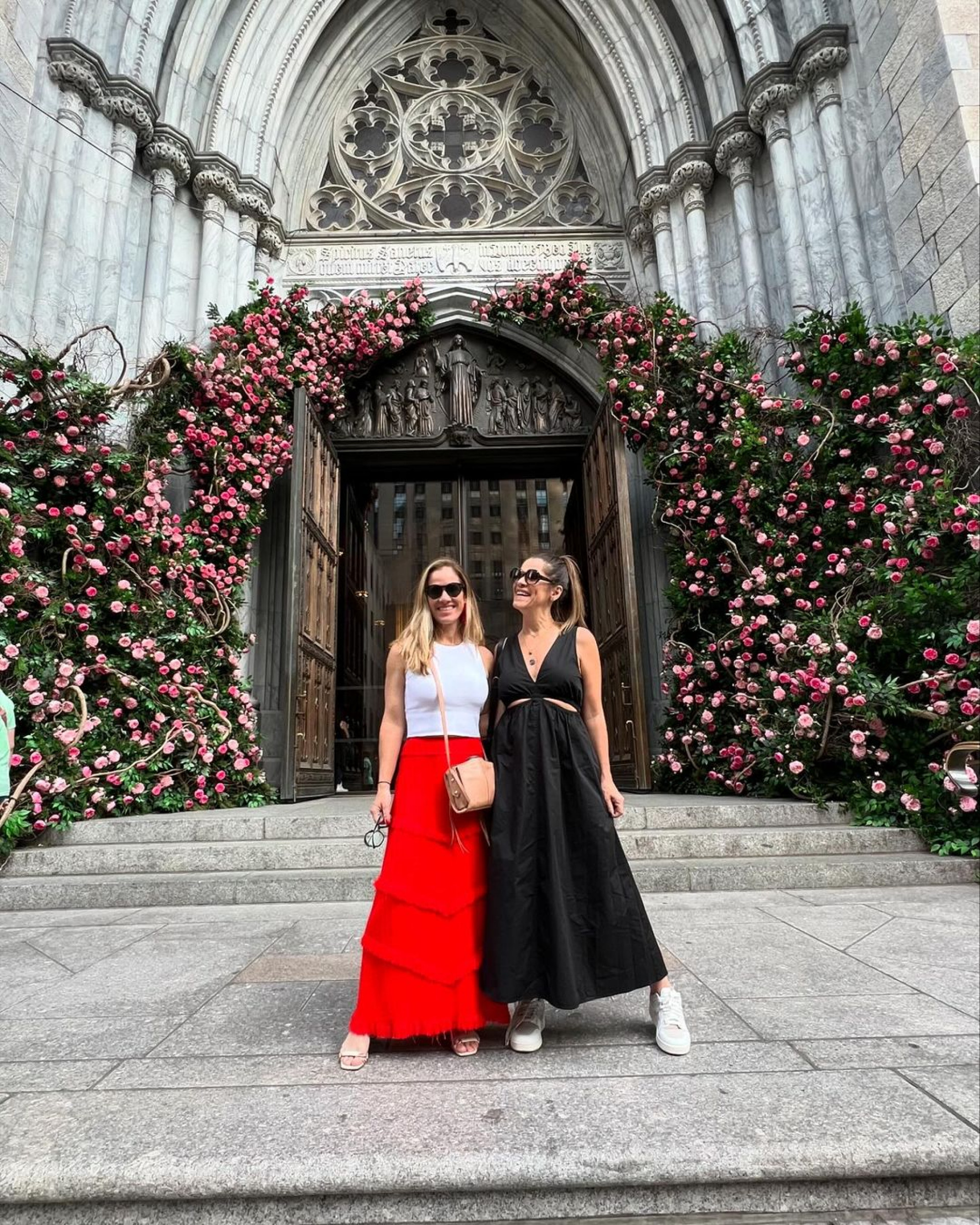 Ingrid Guimarães celebra aniversário da irmã e semelhança impressiona internautas - Reprodução