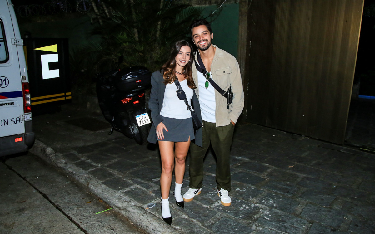 Giovanna Lancellotti e Rodrigo Simas