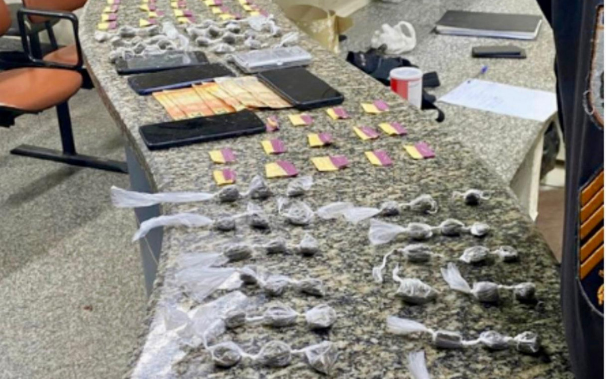 Material apreendido na casa do rapaz