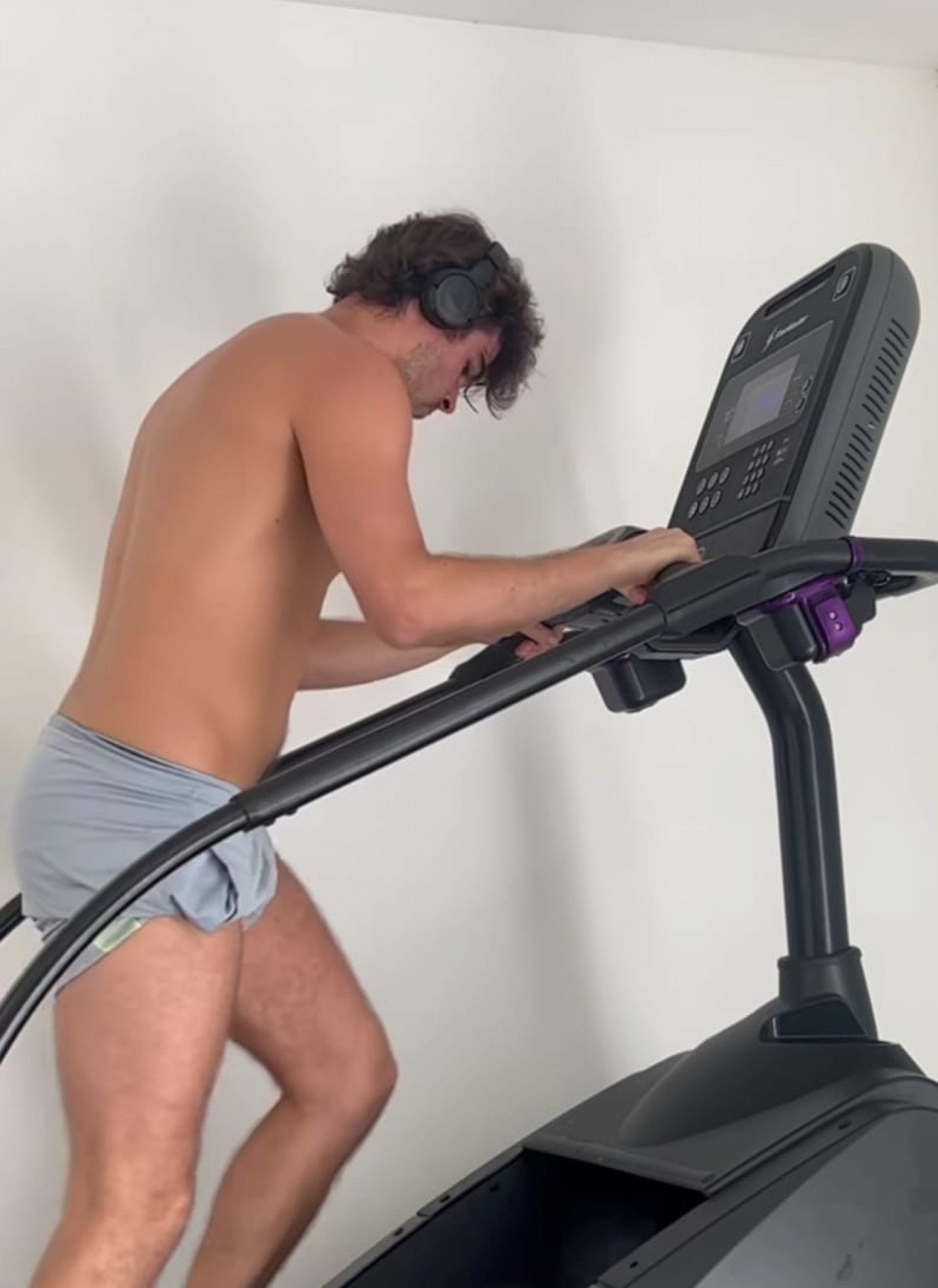 Rafael Vitti se exercitando - Reprodução / Instagram