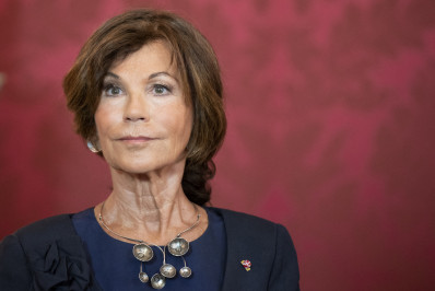 Morre Brigitte Bierlein, primeira chefe de governo da Áustria, aos 74 anos