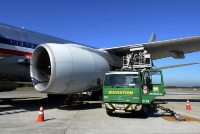 Petrobras anuncia aumento de 3,8% no preço de querosene de aviação