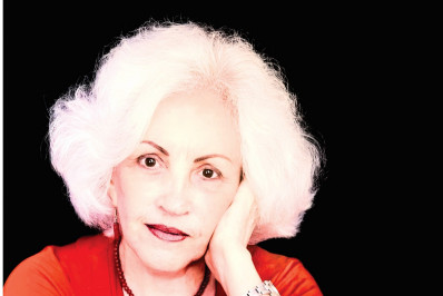 Poeta Joana Magalhães Muniz lança seu primeiro Livro na Sala Carlos Couto