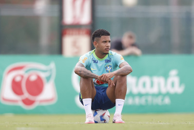 Savinho relata sonho de ganhar a Copa América e despista sobre ida para o City