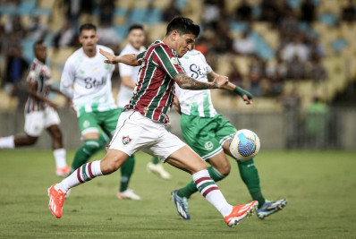 Germán Cano sofre lesão na coxa esquerda e preocupa Fluminense