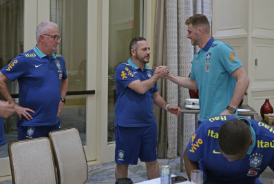 Cinco jogadores se apresentam à Seleção nos Estados Unidos