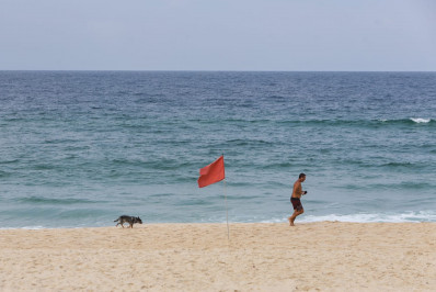 Passagem de frente fria no Rio traz chuva e temperaturas baixas