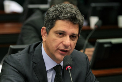 Senador do PT afirma que reforma tributária será votada no plenário na próxima quarta-feira