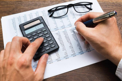 Governo limitará uso de créditos de PIS/Cofins por empresas para compensar desoneração da folha