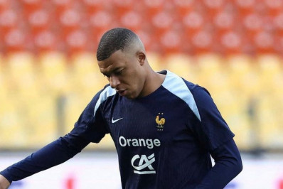 Líder da extrema-direita na França critica Mbappé: 'Fico envergonhado'