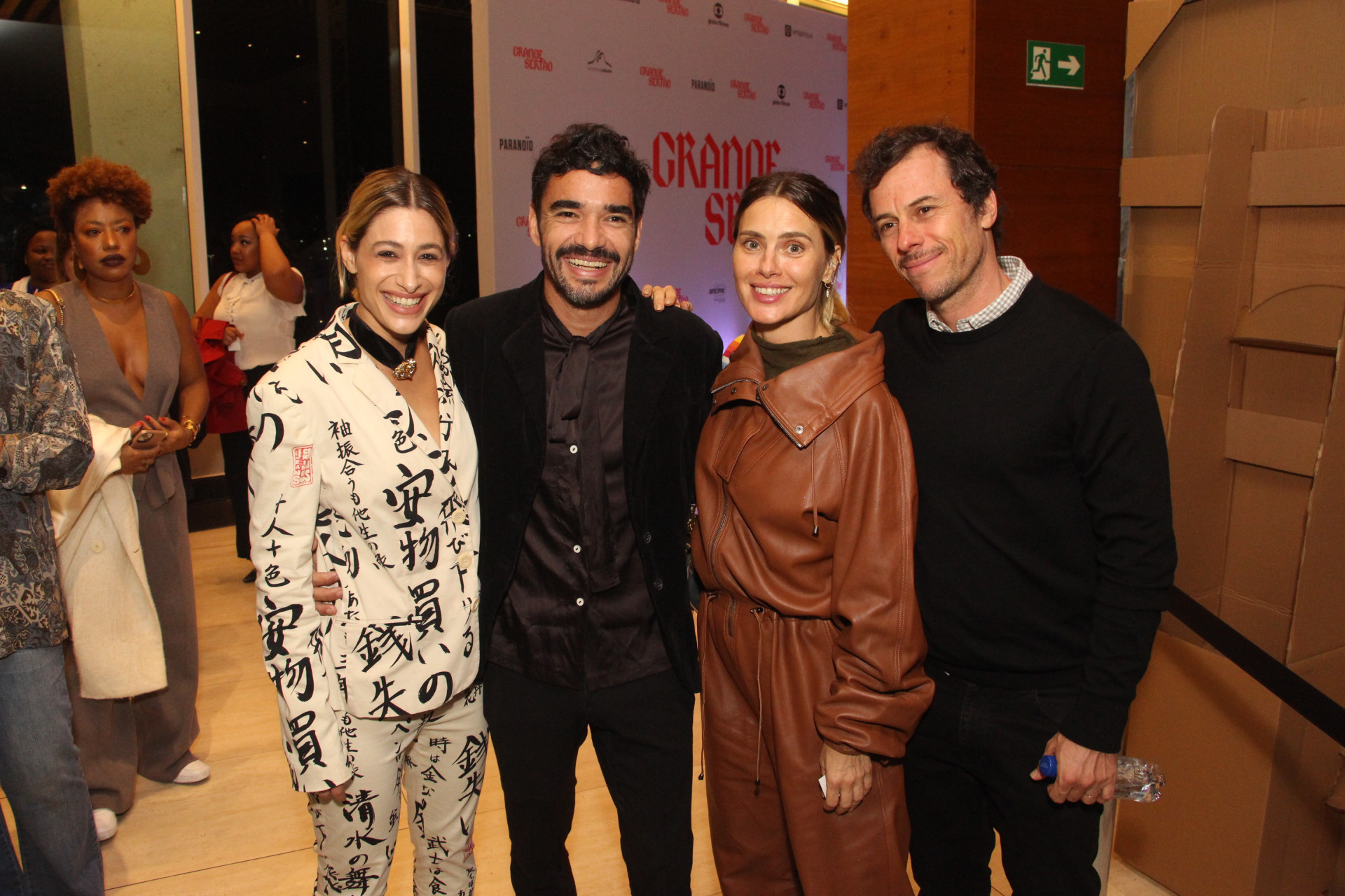 Luisa Arraes, Caio Blat, Carolina Dieckmann e Tiago Worcman, na pré-estreia do filme 'Grande Sertão', no Rio - Rogério Fidalgo/ Agnews