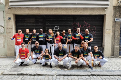 Ação do Capoeira é a Nossa Bandeira ocupa Instituto Vida Em Movimento no Centro-RJ