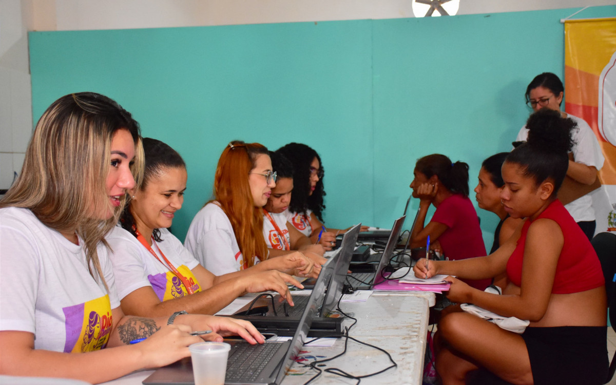 O Projeto Cidadania em Ação ofereceu uma série de serviços gratuitos no Jardim do Ipê