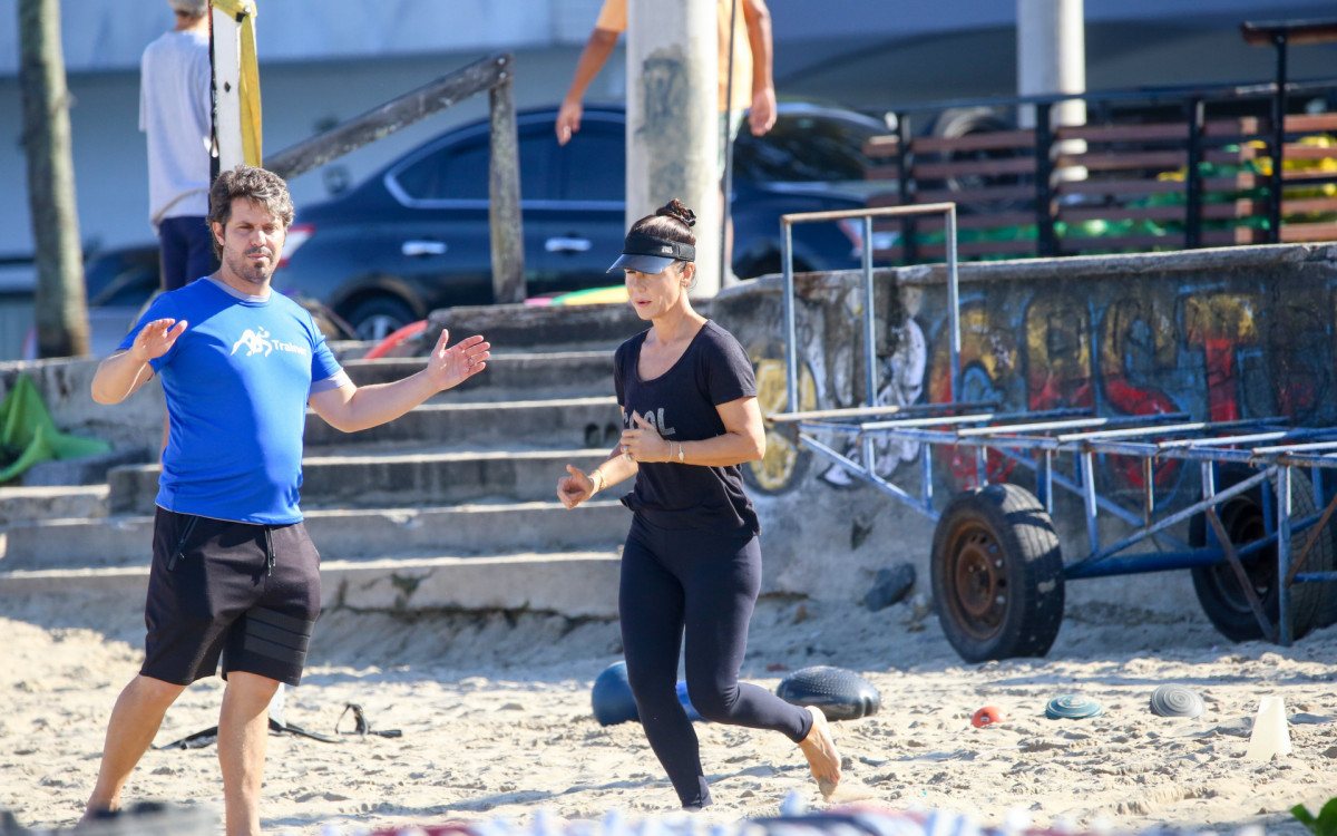 Guilhermina Guinle pratica atividade física na Zona Sul do Rio