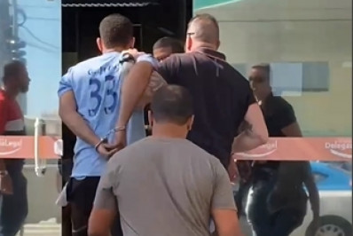 Polícia Civil de Macaé prende homem por tráfico de Drogas no Cajueiros