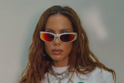 Anitta celebra vitória após expor PEC polêmica: 'Lutar pelo mínimo'