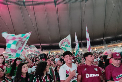 Torcida do Fluminense celebra retorno de Thiago Silva: 'Veio no momento certo'